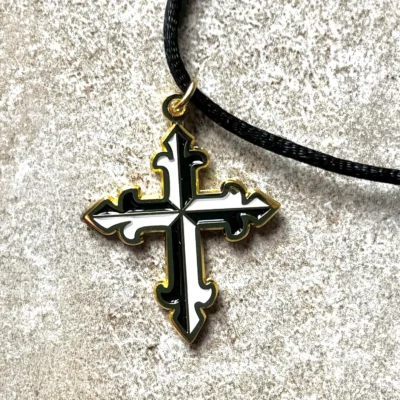 Medium Lay Dominican cross on a black cord